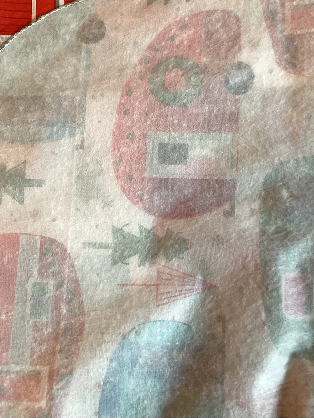 Christmas Campers Print Vinyl Tablecover Xmas Party Tablecloth Decor + New Towel